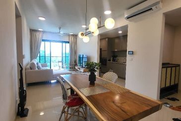 Residensi Solaris Parq