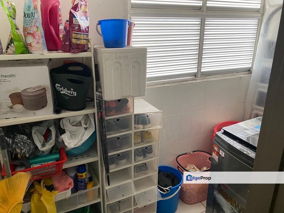 CHERAS HEIGHTS, 3+1 BEDROOMS , TAMAN BUKIT CHERAS, CHERAS, KUALA LUMPU, Kuala Lumpur, Cheras