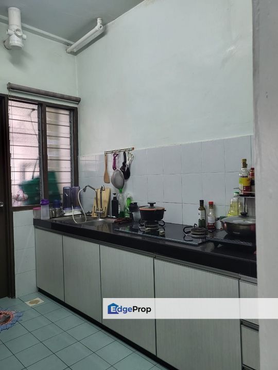 SERDANG SKYVILLA, 3 BEDROOM FOR SALES, SERI KEMBANGAN, SELANGOR, Selangor, Seri Kembangan