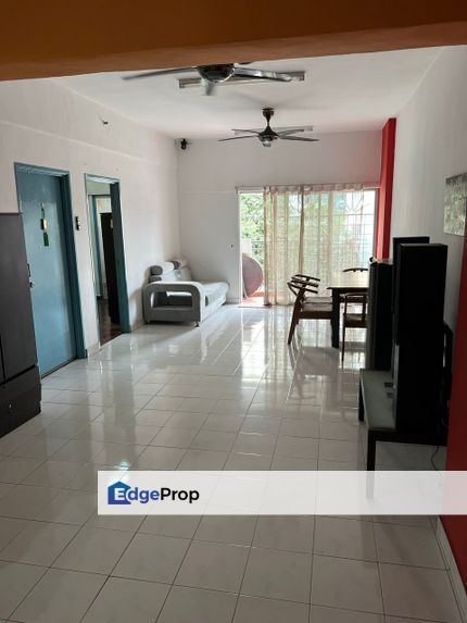 PERDANA SELATAN, 3 BEDROOMS FOR SALES, SERI KEMBANGAN, SELANGOR, Selangor, Seri Kembangan