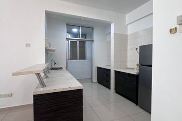 Midfields Condominium