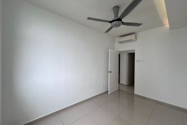 Midfields Condominium