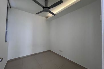 Midfields Condominium