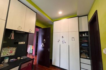 Vittaria, Setia Eco Glades