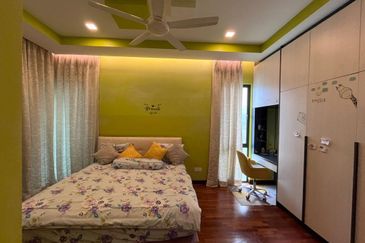 Vittaria, Setia Eco Glades