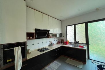 Vittaria, Setia Eco Glades