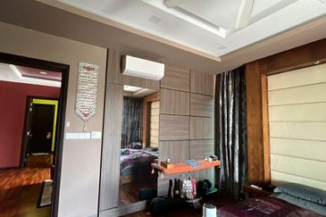 Vittaria, Setia Eco Glades