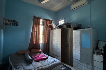 Taman Tuanku Jaafar Senawang Single Storey Semi-D Freehold RM450K NEGO For Sale