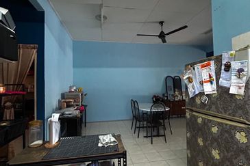 Taman Tuanku Jaafar Senawang Single Storey Semi-D Freehold RM450K NEGO For Sale