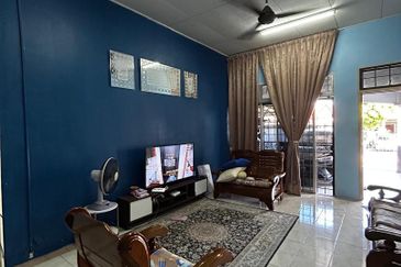 Taman Tuanku Jaafar Senawang Single Storey Semi-D Freehold RM450K NEGO For Sale