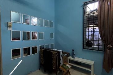 Taman Tuanku Jaafar Senawang Single Storey Semi-D Freehold RM450K NEGO For Sale