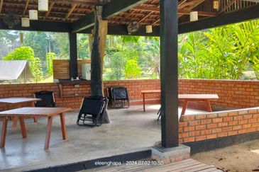KENABOI JELEBU TANAH UNTUK DIJUAL FREEHOLD + PRIVATE GLAMPING