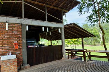 KENABOI JELEBU TANAH UNTUK DIJUAL FREEHOLD + PRIVATE GLAMPING