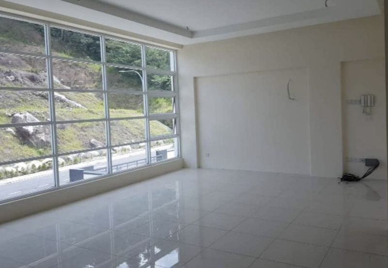 Kawasan Perindustrian Hi Tech 7