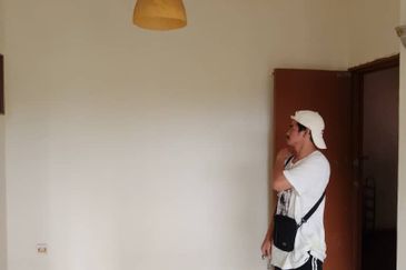 Pangsapuri Putra Impian, Taman Pinggiran Putra