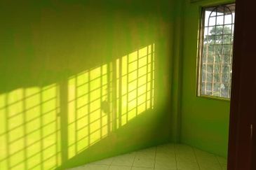 Pangsapuri Putra Impian, Taman Pinggiran Putra