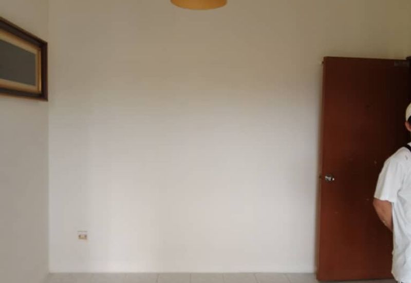 Pangsapuri Putra Impian, Taman Pinggiran Putra