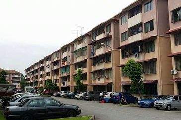 Pangsapuri Putra Impian, Taman Pinggiran Putra