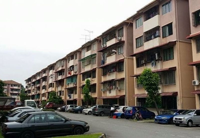 Pangsapuri Putra Impian, Taman Pinggiran Putra