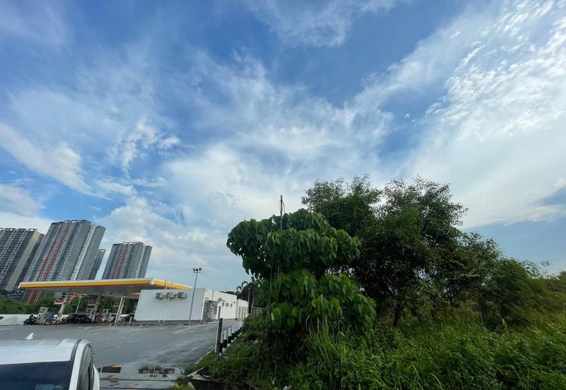 Gravit 8 Land for Sale