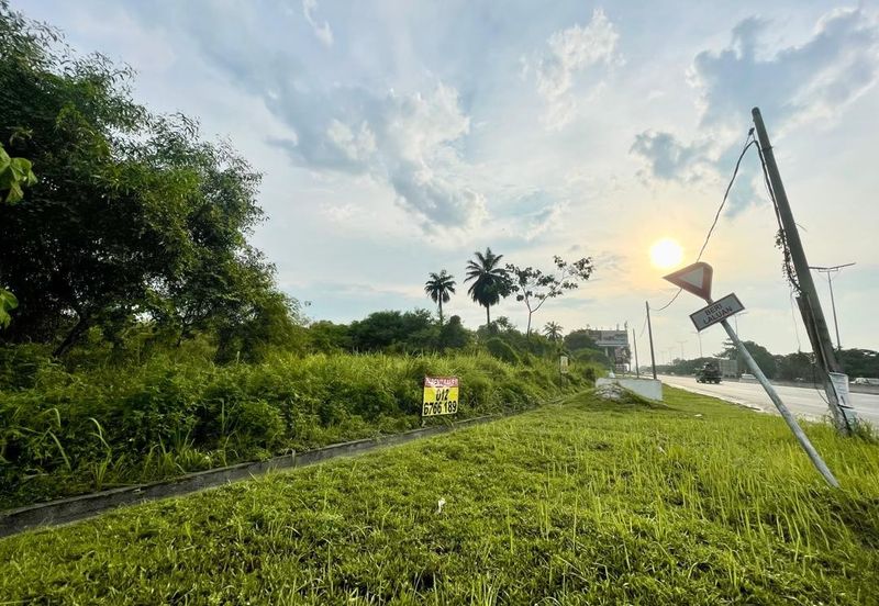 Gravit 8 Land for Sale