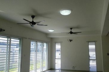 Villa Avenue Semi-D for Sale