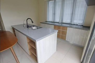 Crescent Park Townvilla