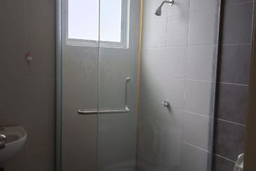 Villa Avenue @ Equine Park