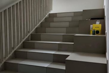 Villa Avenue @ Equine Park