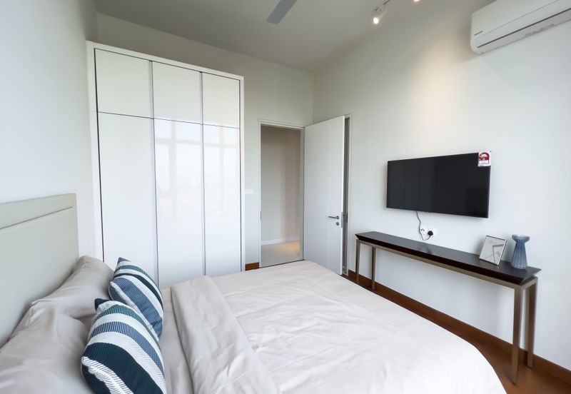 Oxford Residences @ Pavilion Embassy