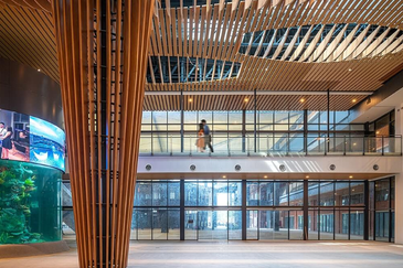 Gravit8 @ Klang South