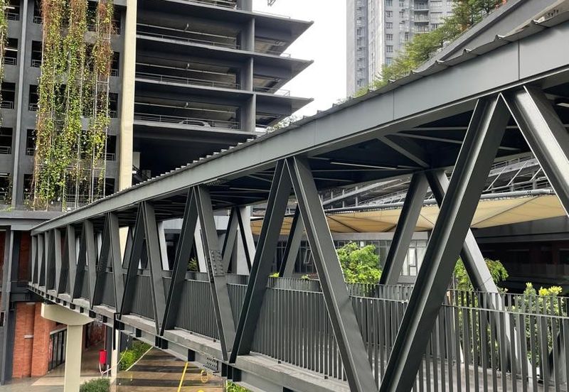 Gravit8 @ Klang South