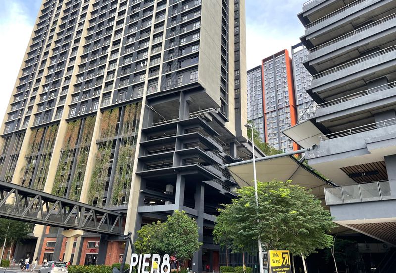 Gravit8 @ Klang South