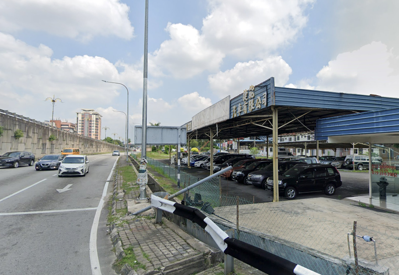 Persiaran Raja Muda Musa, Pelabuhan Klang