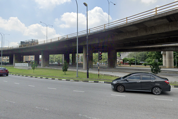 Persiaran Raja Muda Musa, Pelabuhan Klang