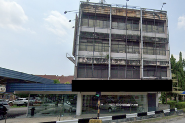 Persiaran Raja Muda Musa, Pelabuhan Klang