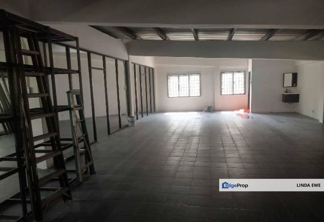 Balakong Corner Terrace Factory for Sale, Selangor, Hulu Langat