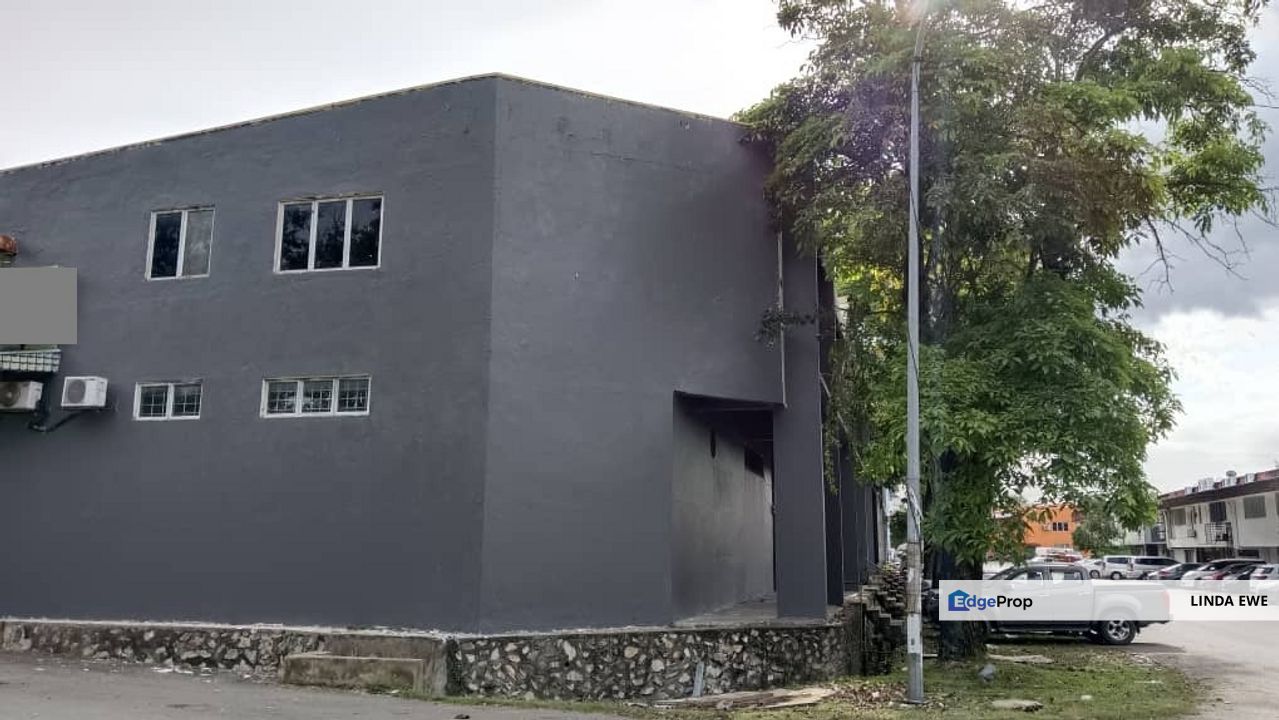 Balakong Corner Terrace Factory for Sale, Selangor, Hulu Langat