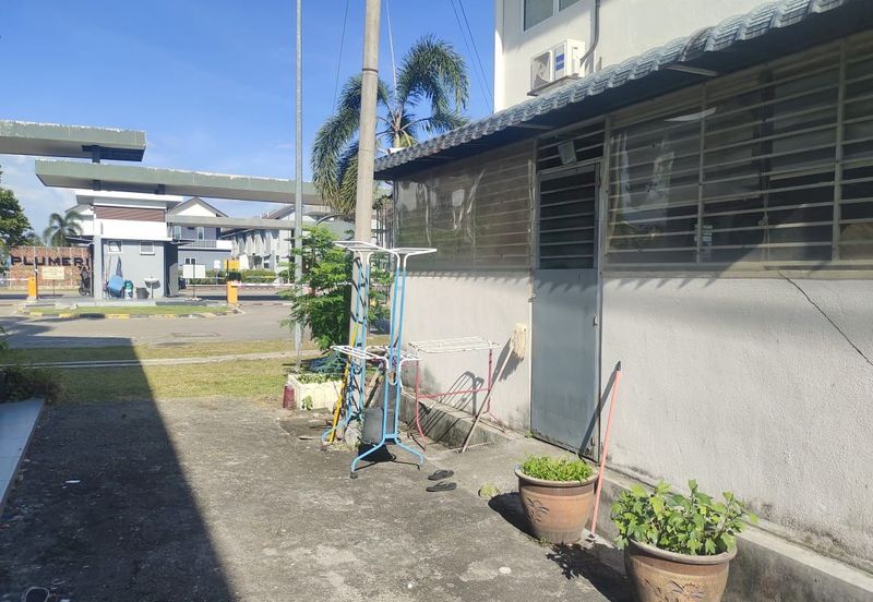 Taman Jenjarom Permai