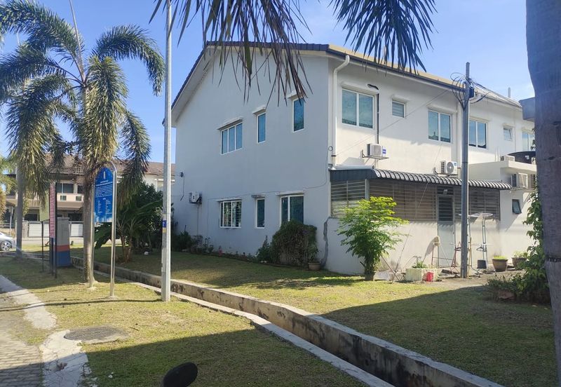 Taman Jenjarom Permai