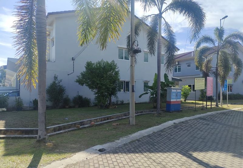 Taman Jenjarom Permai