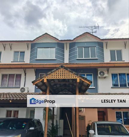 Taman Tampoi Indah II Villa Ros Duplex Townhouse Upper Floor, Johor, Tampoi