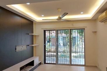 Taman Tampoi Indah II, Villa Ros