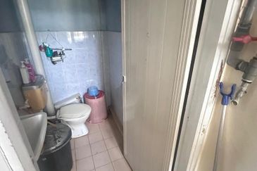 Pangsapuri Sri Ilham, Bandar Baru Seri Alam