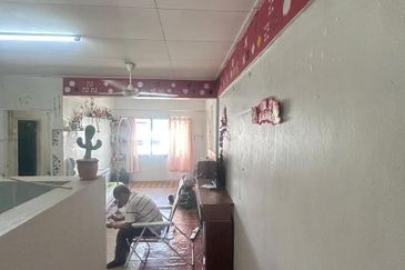 Pangsapuri Sri Ilham, Bandar Baru Seri Alam