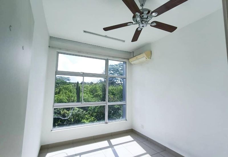 D Rich Executive Suites