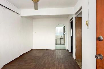 Flat Taman Ungku Tun Aminah