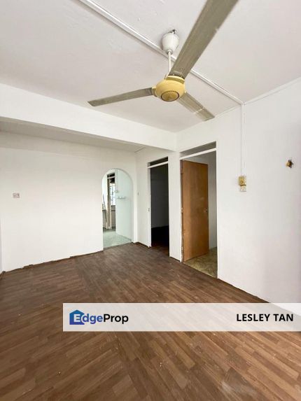 Flat Taman Ungku Tun Aminah Low Cost Renovated, Johor, Johor Bahru