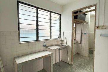 Flat Taman Ungku Tun Aminah