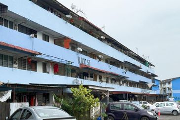 Flat Taman Ungku Tun Aminah